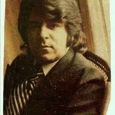 احمد ظاهر گفتم که نرو
